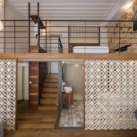 Ambassadors Boutique Hotel 5*