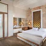Ambassadors Boutique Hotel 5*