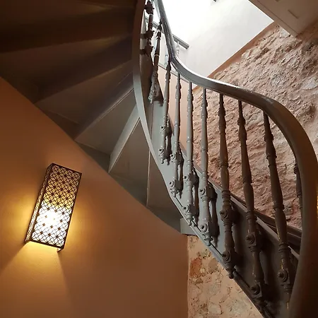 Ambassadors Boutique Готель