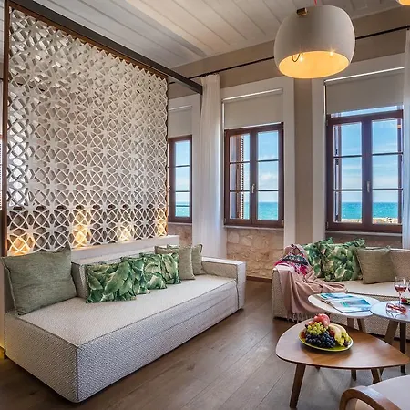 Ambassadors Boutique Hotel 5*
