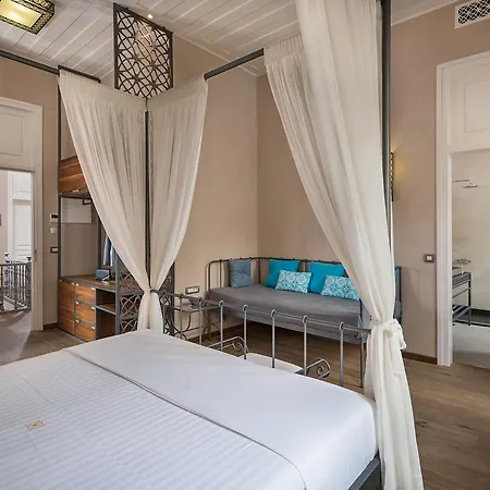 Hotel Ambassadors Boutique 5*