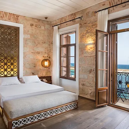 Ambassadors Boutique Hotel