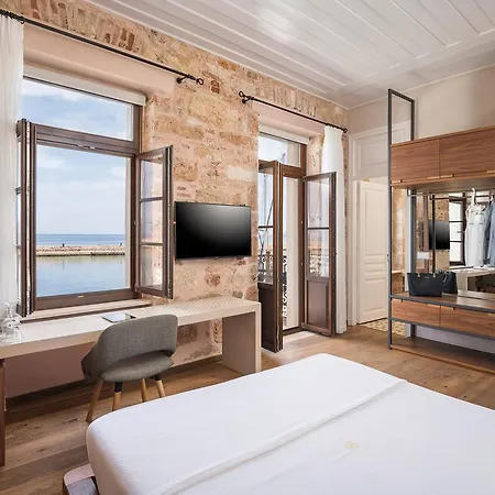 Ambassadors Boutique Hotel 5*