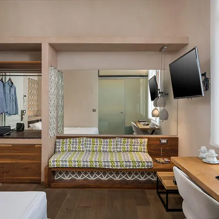 Hotel Ambassadors Boutique