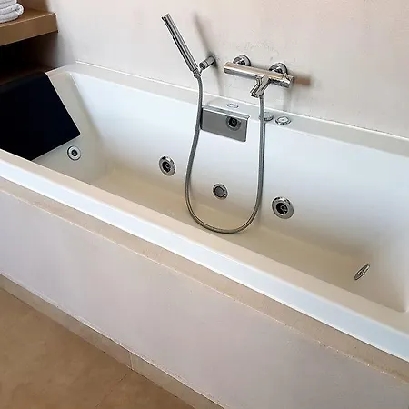 فندق أمباسادورس ريزيدنس البوتيكي خانيا