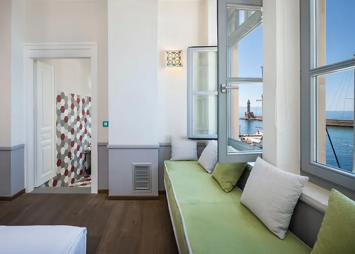 Ambassadors Boutique Hotel 5*