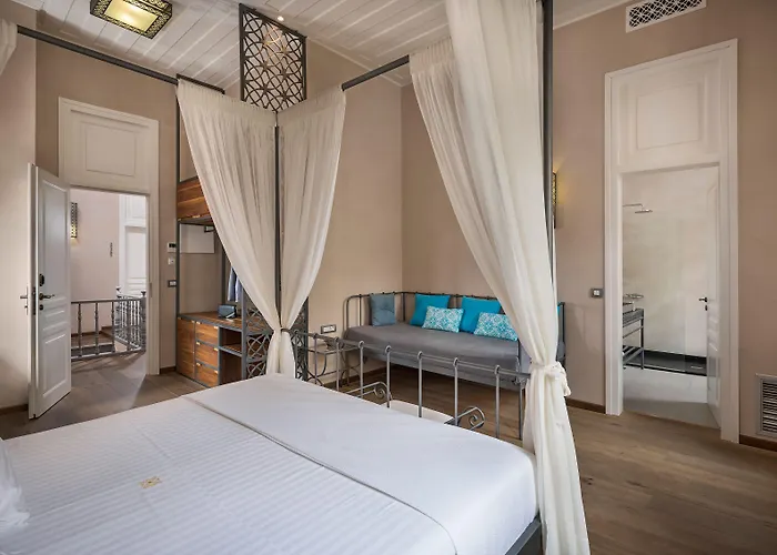 Hotel Ambassadors Boutique