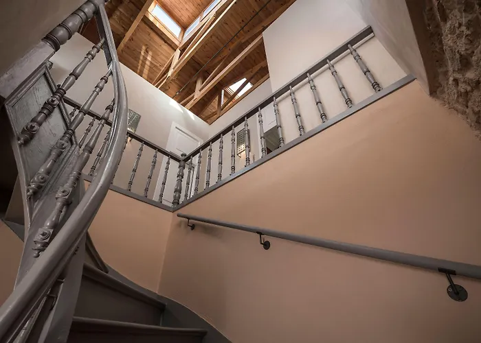 Ambassadors Boutique Hotel 5*