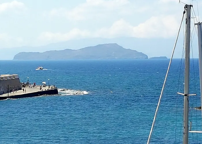 Hotel Ambassadors Boutique