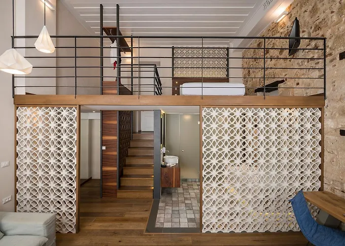 Ambassadors Boutique Hotel 5*